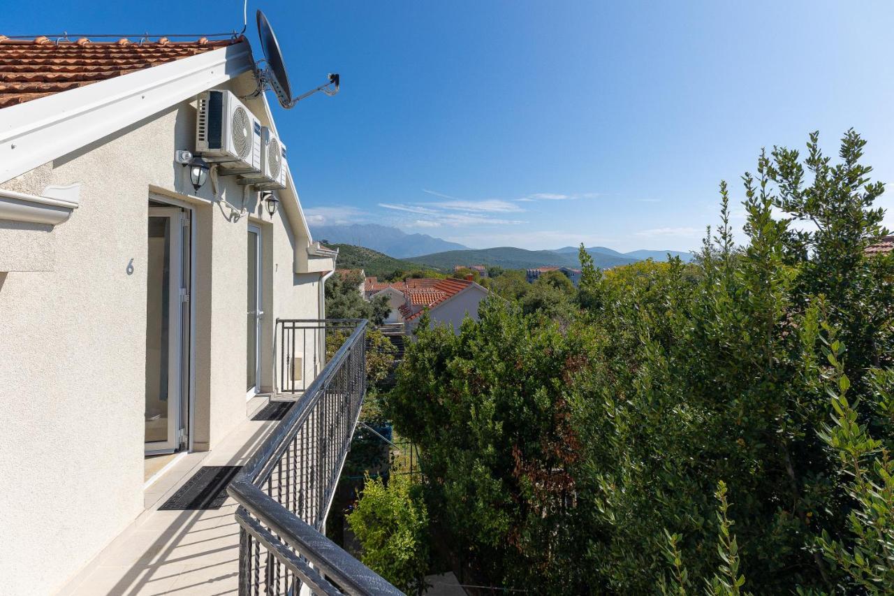 Apartments Lustica Radovici Exterior photo