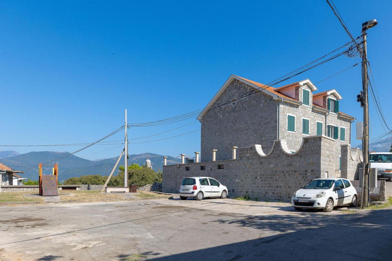 Apartments Lustica Radovici Exterior photo